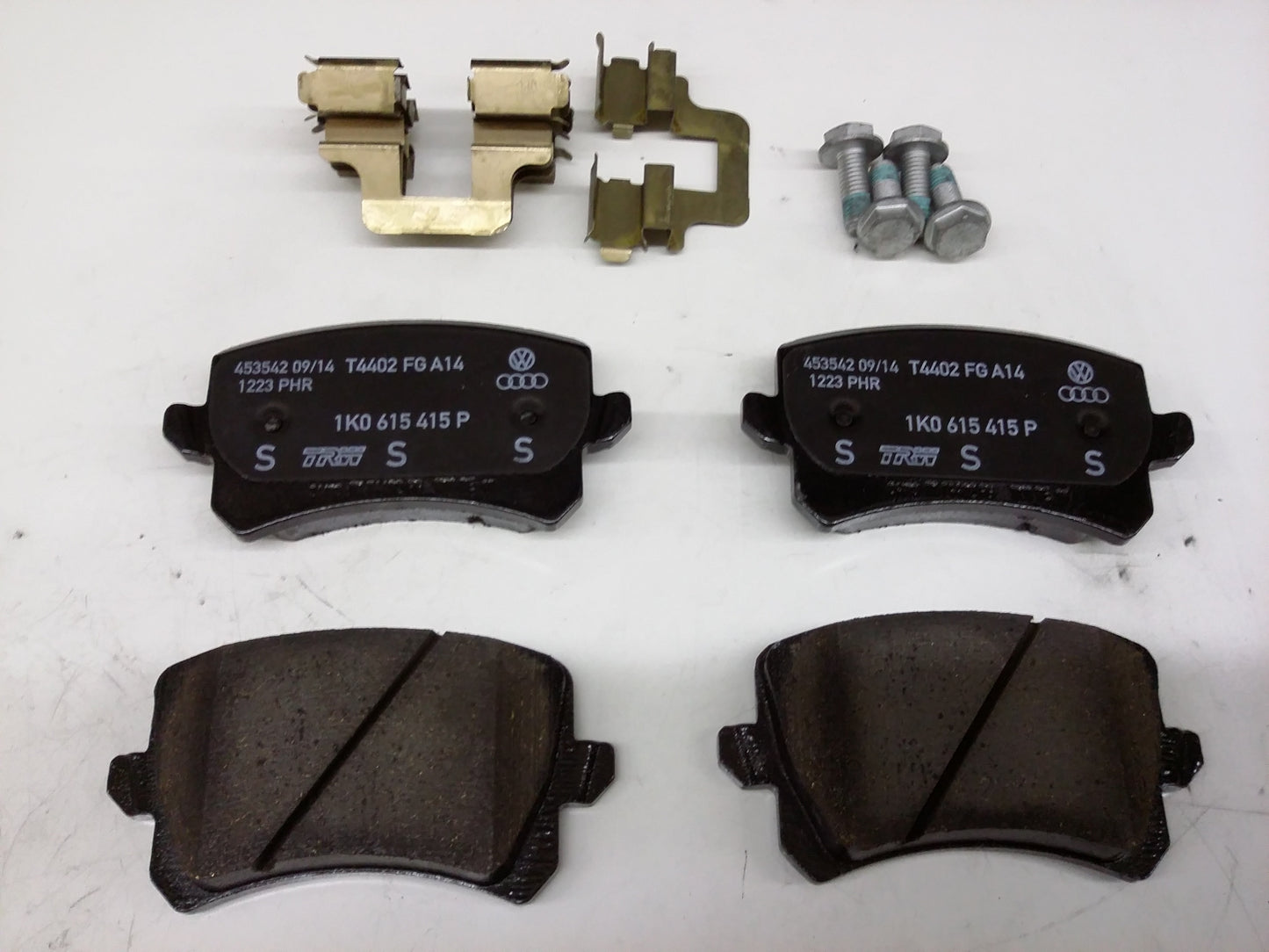 Brake Lining for 2009 Golf GTI (1K0698451L)