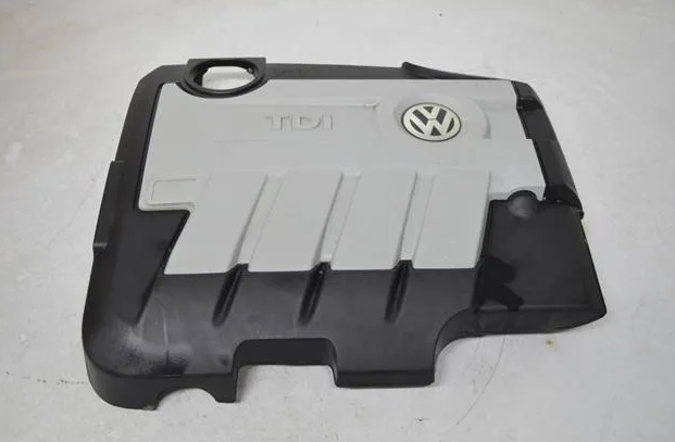 Cover for 2009-2014 Volkswagen 2.0 TDI (03L 103 925 AM)