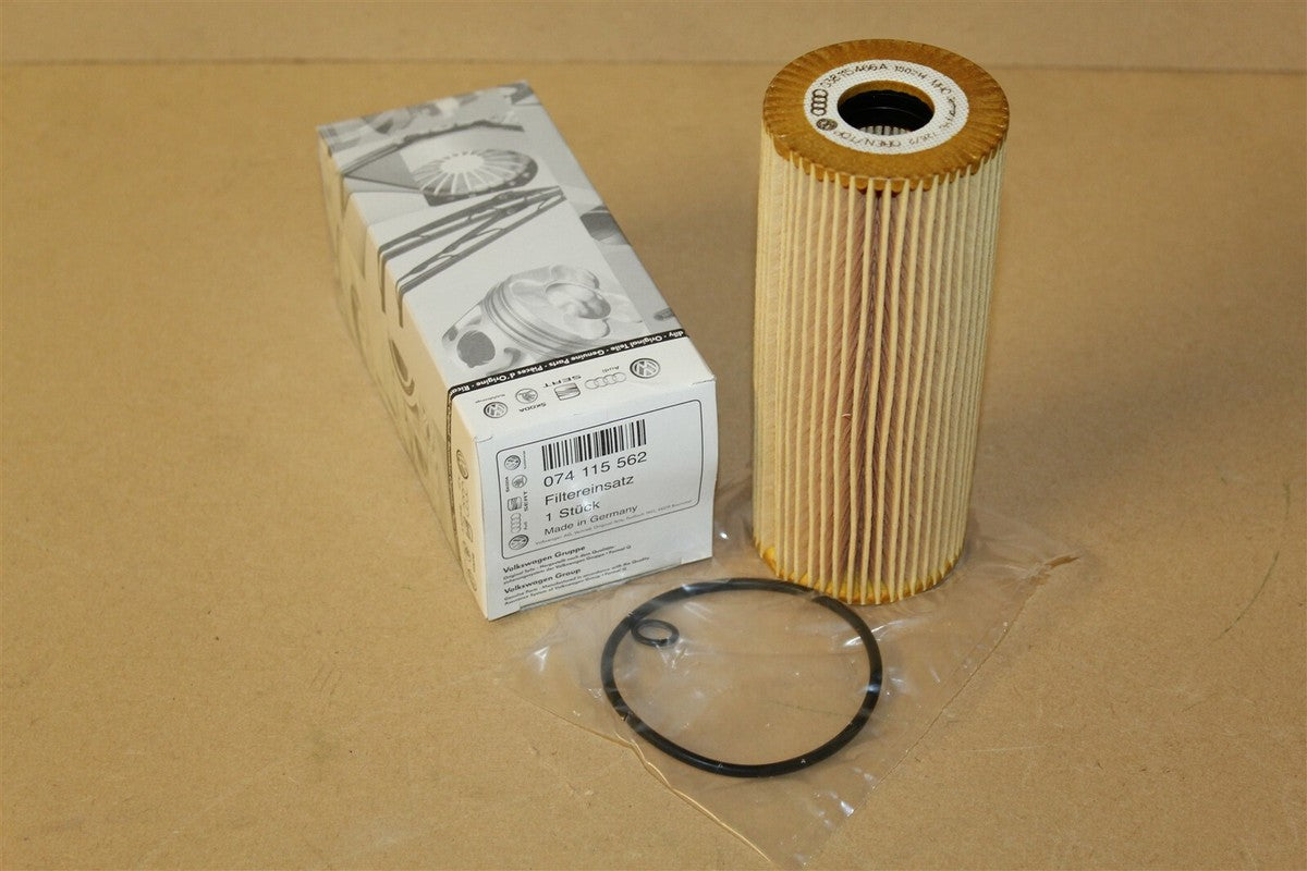 Filter Element for Older Various Diesel Volkswagen Models (074 115 562)