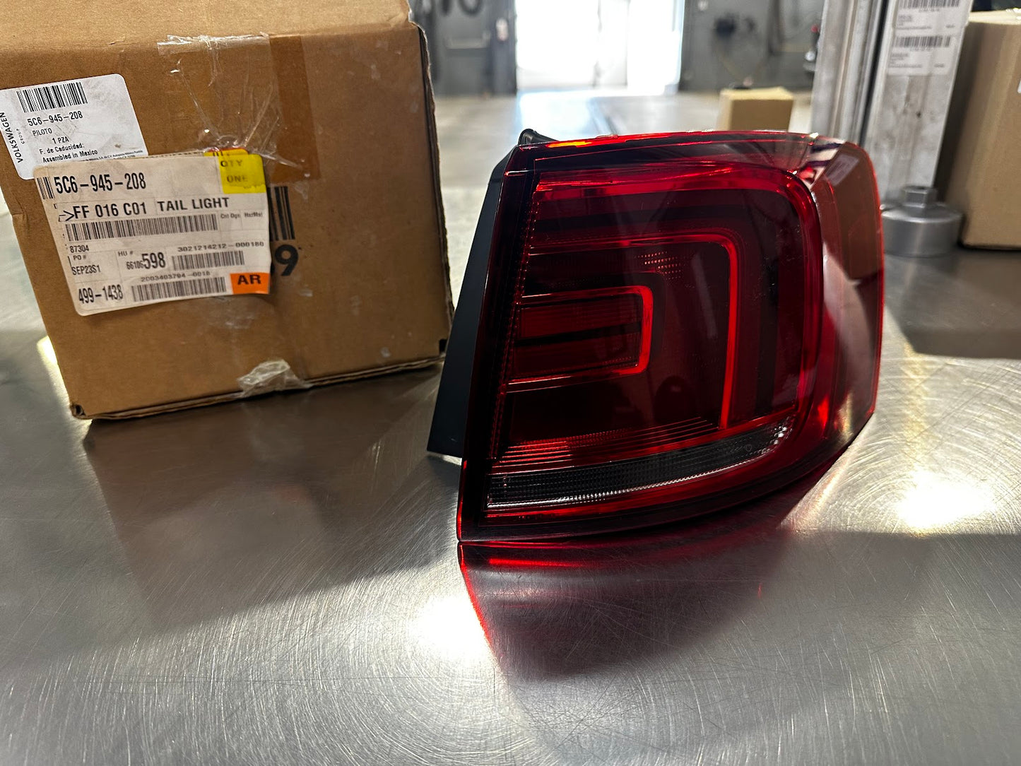Outer Taillight for Jetta (5C6945208)