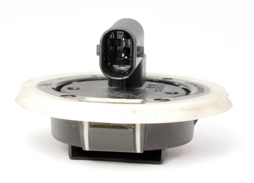 Pressens for 2019+ Volkswagen Jetta (561 959 354)